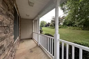 540 Easy St, Philadelphia, PA 19111 - Photo 4