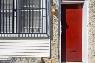433 Poplar St, Philadelphia, PA 19123 - Photo 2