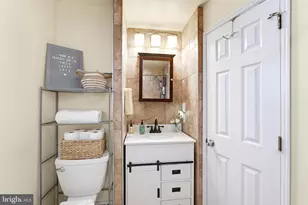 2409 S Clarion St, Philadelphia, PA 19148 - Photo 12