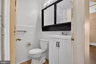 7317 E Walnut Ln, Philadelphia, PA 19138 - Photo 6