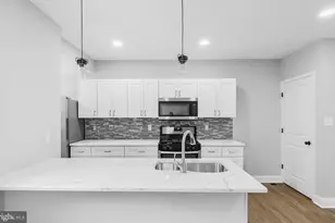 1536 S Corlies St, Philadelphia, PA 19146 - Photo 4
