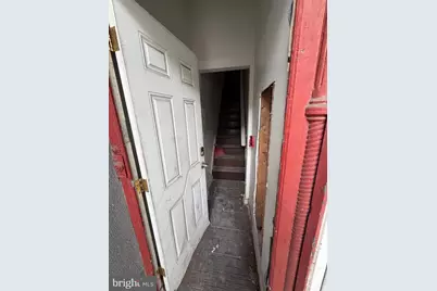 1622 W Susquehanna Avenue, Philadelphia, PA 19121 - Photo 6