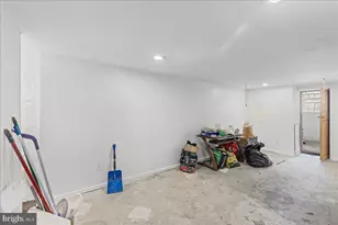5628 N Marvine St, Philadelphia, PA 19141 - Photo 24