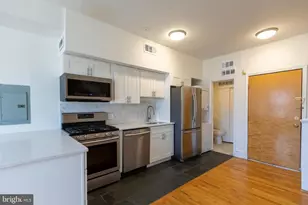 321 S 12th St, Philadelphia, PA 19107 - Photo 2