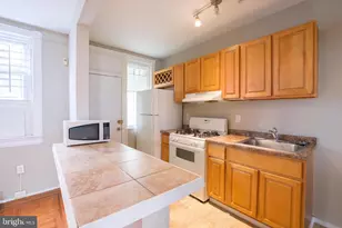 5750 N Lambert St, Philadelphia, PA 19138 - Photo 8