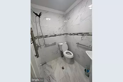 1502 E Berks, Philadelphia, PA 19125 - Photo 6