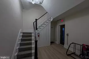 1525 Green St, Philadelphia, PA 19130 - Photo 10