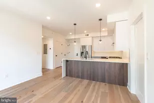 1723 Francis St, Philadelphia, PA 19130 - Photo 4