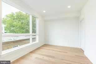 1723 Francis St, Philadelphia, PA 19130 - Photo 12