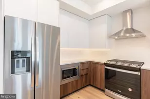 1723 Francis St, Philadelphia, PA 19130 - Photo 8