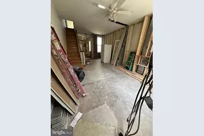 853 Mercer Street, Philadelphia, PA 19125 - Photo 2