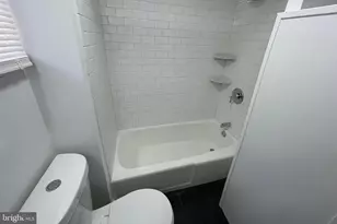 2107 Green St, Philadelphia, PA 19130 - Photo 4