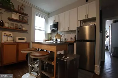 2107 Green Street #2R, Philadelphia, PA 19130 - Photo 8