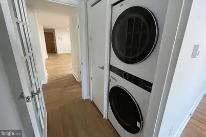 2107 Green Street #2R, Philadelphia, PA 19130 - Photo 6