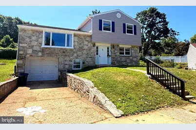 506 Pinewood Road, Philadelphia, PA 19116 - Photo 2