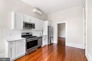 2311 Green St, Philadelphia, PA 19130 - Photo 4