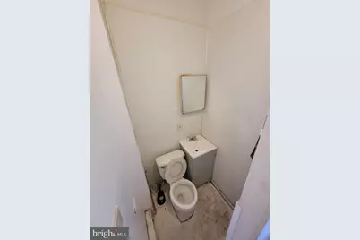813 W Birch Street, Philadelphia, PA 19133 - Photo 10