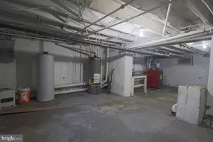 133 Jamestown St, Philadelphia, PA 19127 - Photo 36
