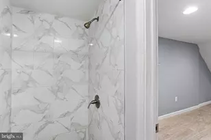 2209 E Huntingdon St, Philadelphia, PA 19125 - Photo 14