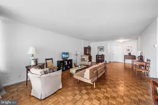 2401 Pennsylvania Ave, Philadelphia, PA 19130 - Photo 8