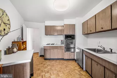 2401 Pennsylvania Avenue #4B23, Philadelphia, PA 19130 - Photo 18