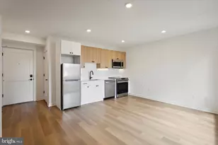 828 N 2nd St, Philadelphia, PA 19123 - Photo 8