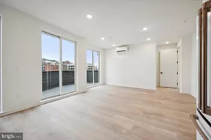 225 N 12th St, Philadelphia, PA 19107 - Photo 8