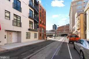 225 N 12th St, Philadelphia, PA 19107 - Photo 2