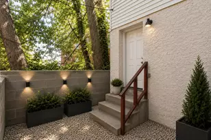 1615 W Westmoreland St, Philadelphia, PA 19140 - Photo 10