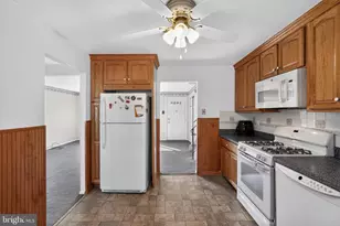 11614 Barlow St, Philadelphia, PA 19116 - Photo 8