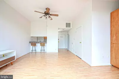 315 New Street #504, Philadelphia, PA 19106 - Photo 4