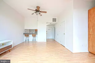 315 New St, Philadelphia, PA 19106 - Photo 4
