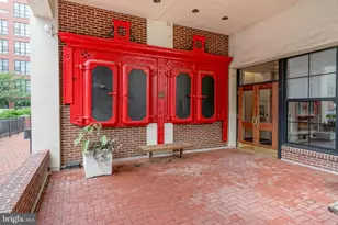 315 New St, Philadelphia, PA 19106 - Photo 2