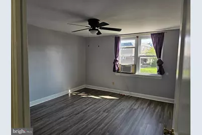 1521 W End Drive, Philadelphia, PA 19151 - Photo 10