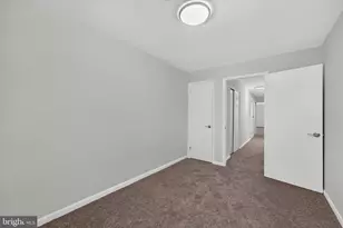2261 Strahle St, Philadelphia, PA 19152 - Photo 20