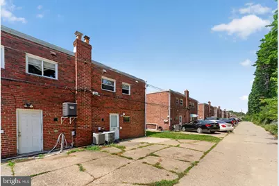 2261 Strahle Street, Philadelphia, PA 19152 - Photo 38