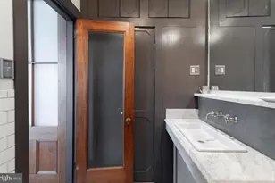 1001 S 25th St, Philadelphia, PA 19146 - Photo 14