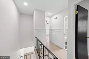 857 Green Valley Dr, Philadelphia, PA 19128 - Photo 30