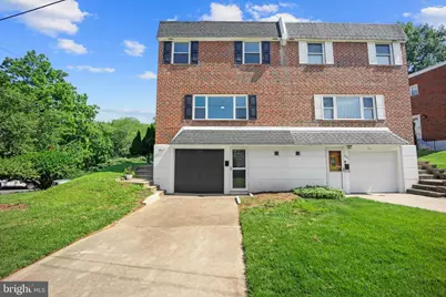 857 Green Valley Drive, Philadelphia, PA 19128 - Photo 2
