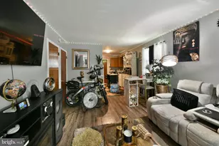 203 Robbins St, Philadelphia, PA 19111 - Photo 4