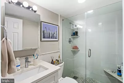200 Locust Street #16DN, Philadelphia, PA 19106 - Photo 18