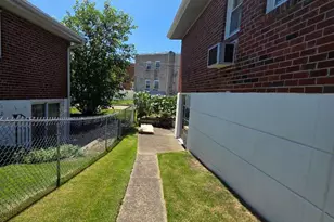 1906 Nester St, Philadelphia, PA 19115 - Photo 32