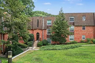 4000 Gypsy Ln, Philadelphia, PA 19129 - Photo 2