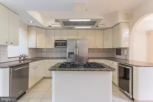 730 S Front St, Philadelphia, PA 19147 - Photo 12