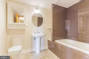 730 S Front St, Philadelphia, PA 19147 - Photo 26