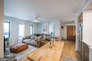 152 W Laurel St, Philadelphia, PA 19123 - Photo 6