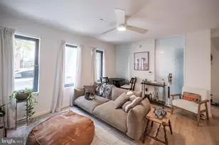 152 W Laurel St, Philadelphia, PA 19123 - Photo 2