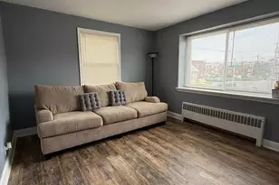 6301 Sylvester St, Philadelphia, PA 19149 - Photo 4