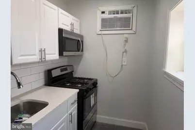 2327 S Bonsall Street, Philadelphia, PA 19145 - Photo 4