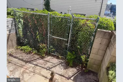 2327 S Bonsall Street, Philadelphia, PA 19145 - Photo 6